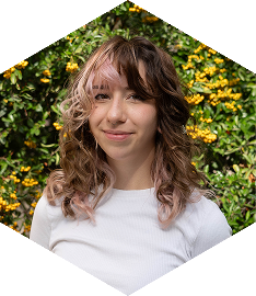 Katarzyna Stelmach - starszy specjalista ds. administracji i obsługi klienta, koordynator marketingu i wydarzeń